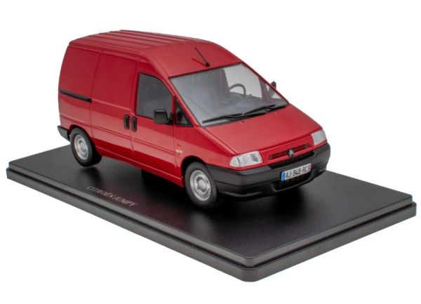 G111V026 - CITROEN JUMPY 1995 rouge - 1