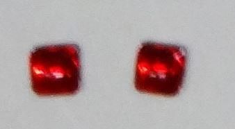 ART04360_R - Pastille de Phare carré x2 rouge - 2x2 mm - 1