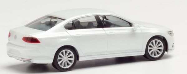 HER038416-002 - VOLKSWAGEN Passat Blanche - 1