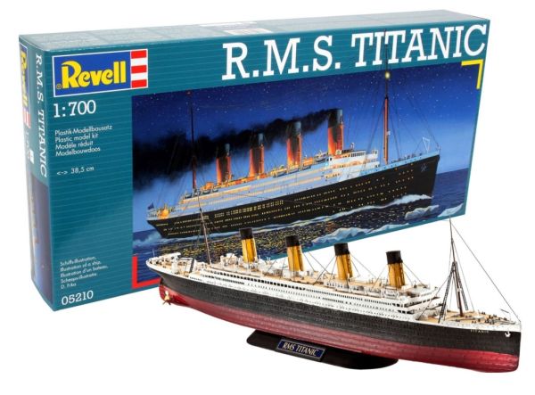 REV05210 - R.M.S. Titanic à assembler et à peindre - 1