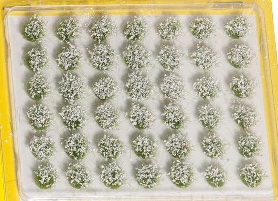 NOC07038 - Lot de 42 touffes d'herbe fleuries blanches de 6mm - 1
