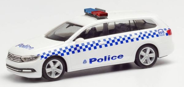 HER095815 - VOLKSWAGEN Passat Variant Victoria Police - 1