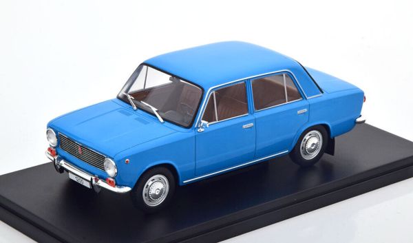 WBXWB124132 - LADA 1200 Bleu - 1