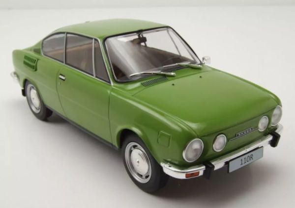 Voiture miniature Skoda Superb marron 2015 à l'échelle 1:18 (OEM) - STK