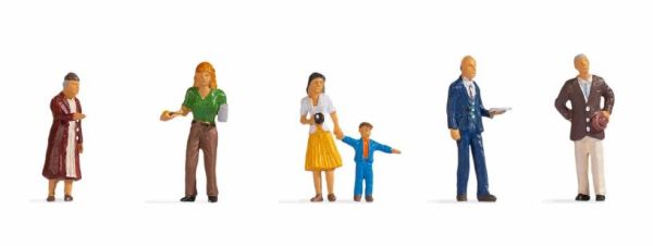 NOC15481 - 6 Piétons - 1