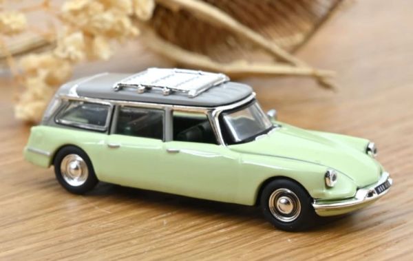 NOREV155061 - CTROEN ID Break 1961 Absinthe - 1