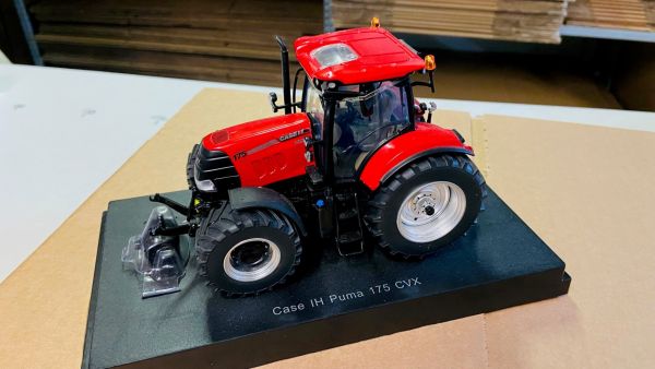 CW0166 - CASE IH Puma 175 CVX roues larges - 1