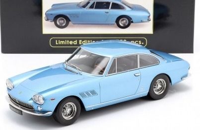 KKS180423 - FERRARI 330 GT 2+2 1964 Bleu clair métallique - Limité à 750ex. - 1