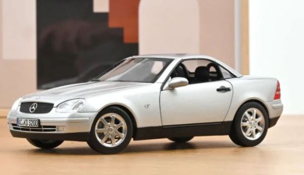 NOREV183020 - MERCEDES-BENZ SLK 1996 Argent Brillant - 1