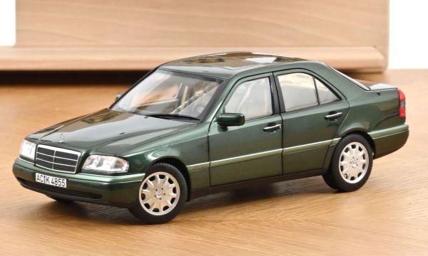 NOREV183372 - MERCEDES-BENZ C-Class 1993 vert Malachite - 1