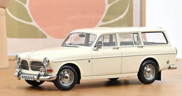 NOREV188750 - VOLVO Amazon Break 1968 Blanc perle - 1