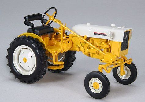 ZJD1692 - FARMALL CUB (1964) Capot droit Ech:1/16 - 1