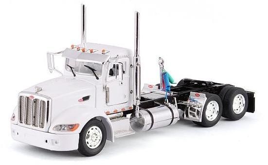 TON11011 - PETERBILT 386 DC 6x4 Blanc Ech:1/53 - 1