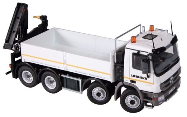 NZG920/02 - MERCEDES Actros MP3 8x4  Avec grue HIAB 