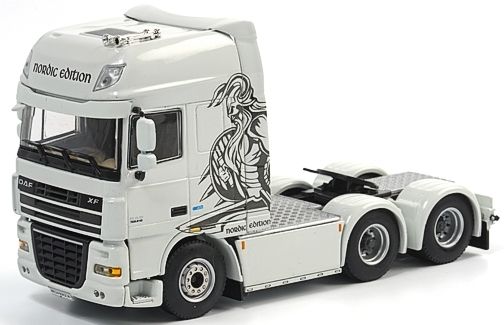 WSI04-1102 - DAF XF105 3 Essieux SSC 