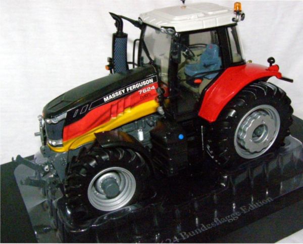 UH4265 - MASSEY FERGUSSON 7624 Bundesflagge Edition - 1000 Ex. - 1