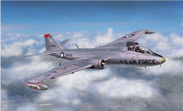 ITA1387 - Avion B-57B Canberra à assembler et à peindre - 1