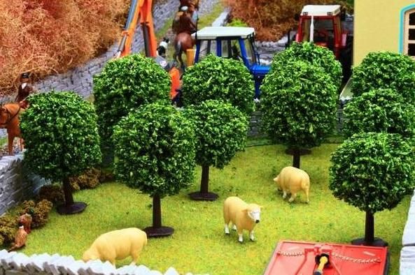 BT3025 - Lot de 10 Arbres - 1