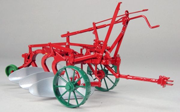 SCT395 - Charrue 3 socles OLIVER Ech:1/16 - 1