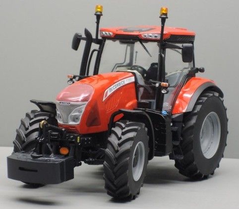 REP119 - Tracteur MC CORMICK X7.660 équipé du relevage avant avec masse - 1