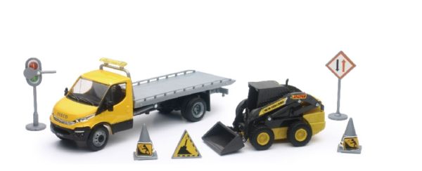 NEW16163B - IVECO DAILY plateau Ech 1/43  avec Chargeur NEW HOLLAND L230 Ech. 1/32 et accessoires - 1