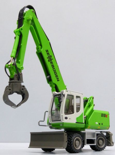 CON2944 - Pelle de Manutention SENNEBOGEN 818 E - 1