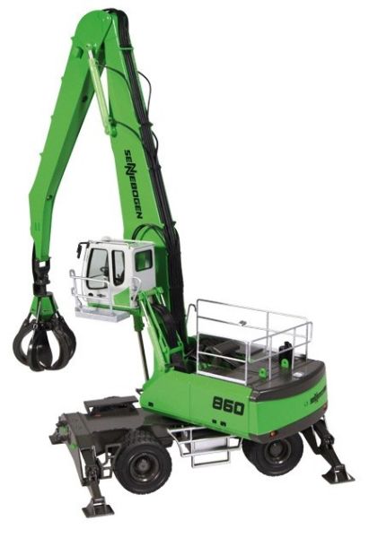 NZG894 - Pelle de manutention sur pneu SENNEBOGEN 860M - 1