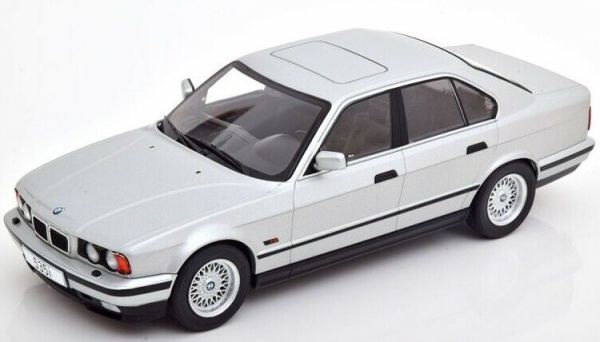 MOD18158 - BMW 5er E34 1992 grise - 1