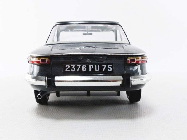 Miniature PANHARD 24 CT 1964 gris argent métallique NOREV Miniature PANHARD 24 CT 1964 gris argent métallique NOREV