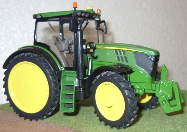 MS42819 - JOHN DEERE 6210R Roues étroites - 1