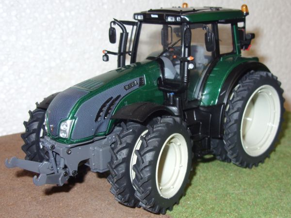 MS4163DUALS - VALTRA T163 Vert 8 Roues étroites - 1