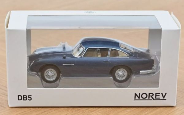 HYPER RARE KIT Aston Martin DB5 Coupé au 1/43 PROVENCE MOULAGE avec