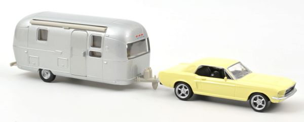 NOREV270581 - FORD Mustang 1968 jaune avec Caravane Airstream – JET CAR - 1