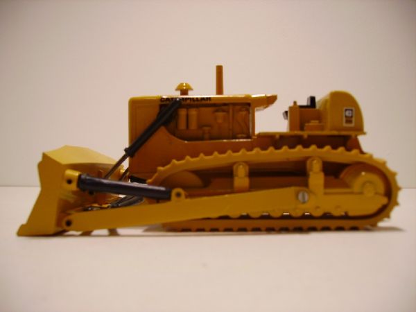 OCGES2874 - Occasion - Bull CATERPILLAR D9G 