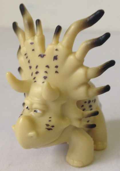 T8920C - Petite figurine LE VOYAGE D'ARLO - LE COLLECTIONNEUR - 1