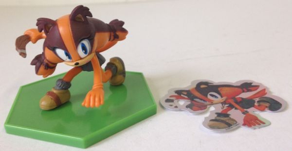 Petite figurine de SONIC (avec stickers) - MARINE par TOMY T8902C