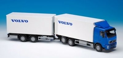 EMEK89710 - VOLVO FH Porteur 3 Essieux Avec remorque 2 Essieux Ech:1/24 - 1
