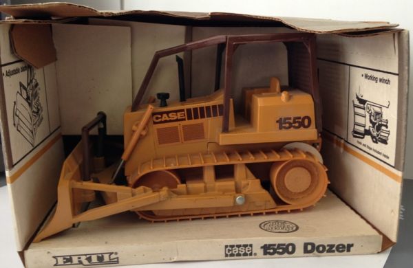 OCERT608 - Occasion - Bull CASE 1550 Ech:1/16 - 