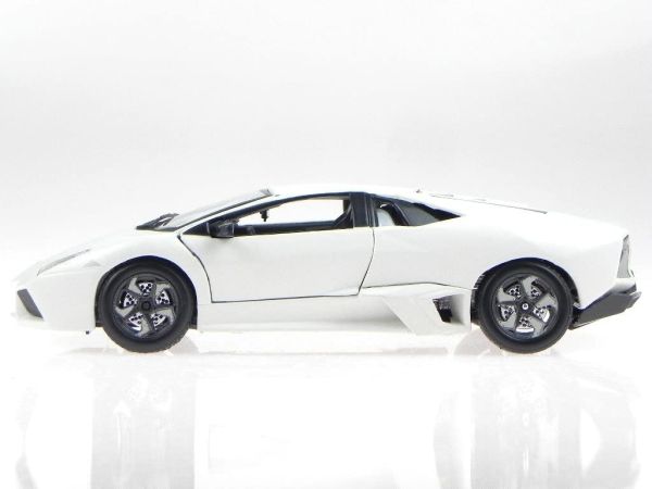 BUR21041WI - LAMBORGHINI Reventon Blanche - 1