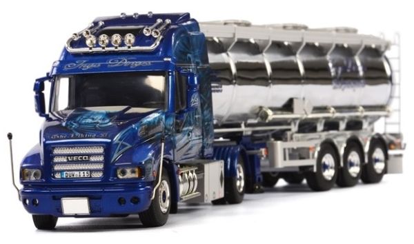 WSI01-1696 - IVECO Strator 4x2 Avec citerne 3 essieux 