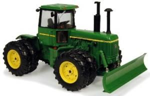 ARCHIVE076 - Tracteur Articulé JOHN DEERE 8430 avec Lame et DVD - Edition Spéciale - 1