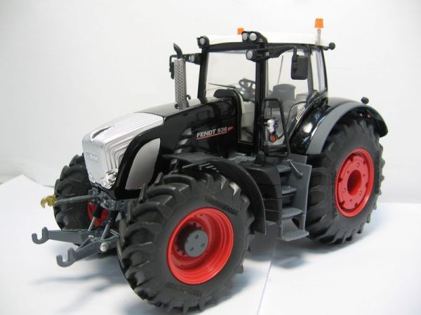 WIK77301-40 - FENDT 936 Vario Black Beauty 