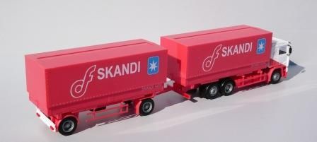 AWM70166 - VOLVO FH12 6x4 porteur avec remorque 