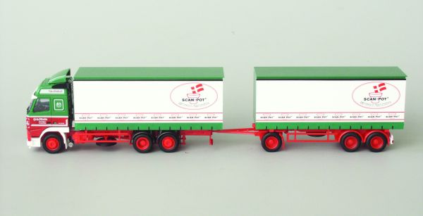 AWM53403 - Volvo 420 FH12 Globetrotter 4x2 porteur avec remorque 