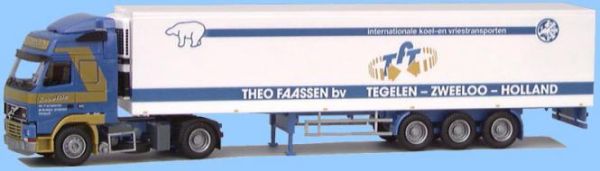 AWM70502 - Volvo 420 FH12 Globetrotter avec remorque frigorifique 