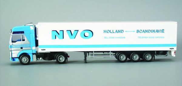 AWM71653 - Man TG-A XXL 4x2 Avec Remorque Frigorifique 3 Essieux 