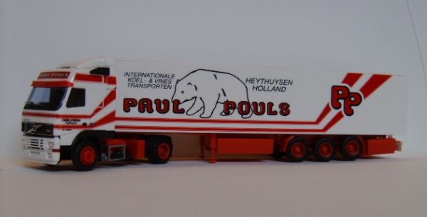 AWM70842 - VOLVO FH Globetrotter 4x2 Avec remorque Frigorifique 3 Essieux 