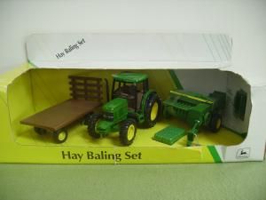 ERT5843 - Tracteur JOHN DEERE 6400 avec Botteleuse JOHN DEERE 338 et Plateau - 1