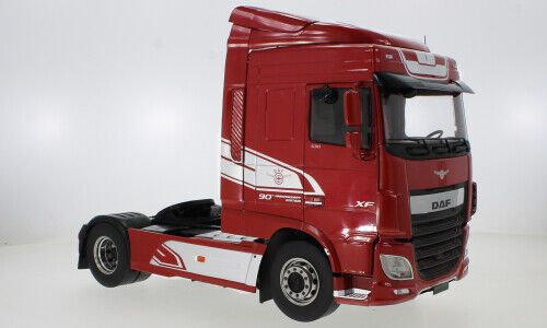 PRX30211 - DAF XF Space Cab 4x2 2018 Rouge métallique - 1