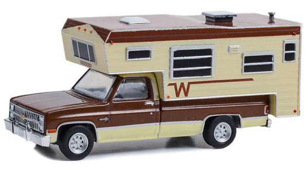 GREEN30407 - CHEVROLET C20 Silverado Camper 1982 de la série Winnebago sous blister - 1